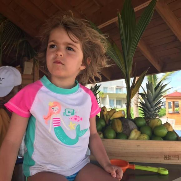 Meet your Posher, Golnaz - Picture 1 of 1